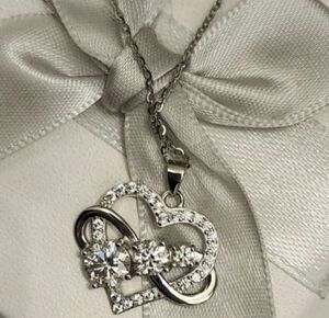 GRA Certified 1.85 Ct* Gradient 3 Stone Heart Moissanite Necklace* New